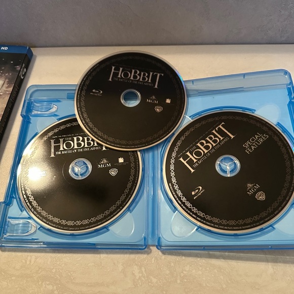 The Hobbit: The Battle of the Five Armies Blu-ray + DVD + Digital HD - Picture 3 of 3